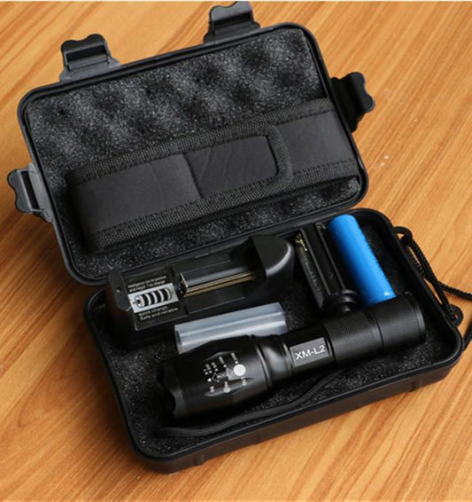 CREE XM-L2 Tactical LED Flashlight 4000 LM Zoomable - Indigo-Temple