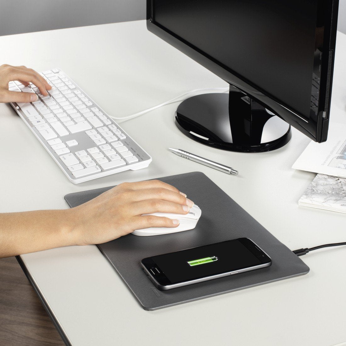 2 in 1 Qi Wireless Charging Mouse Pad