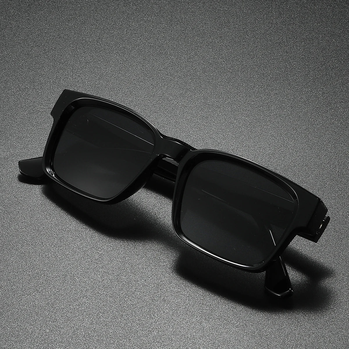 StreetLux Metal Core Square Polarized UV400 Sunglasses