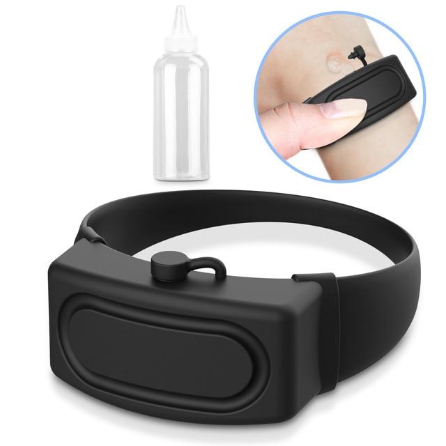 SafeHands™ Hand Sanitizer Wristband Dispenser *** 2pcs***