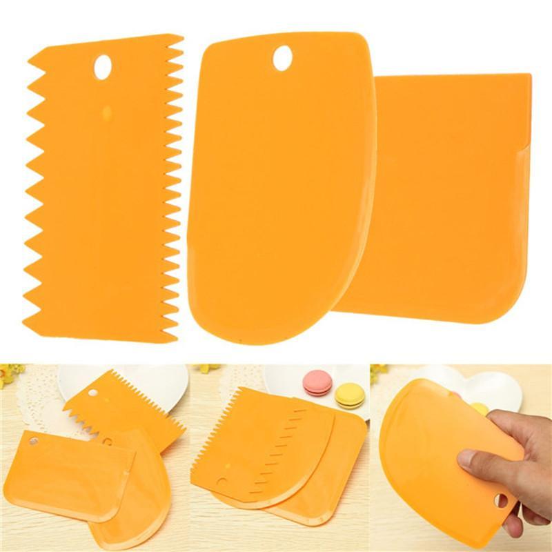 3Pcs Cake Decorating Tools  (Ranodm Color) - Indigo-Temple