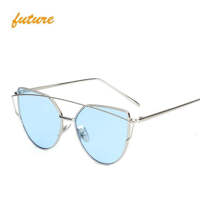 Retro Cat-Eye Women's Sunglasses - Indigo-Temple